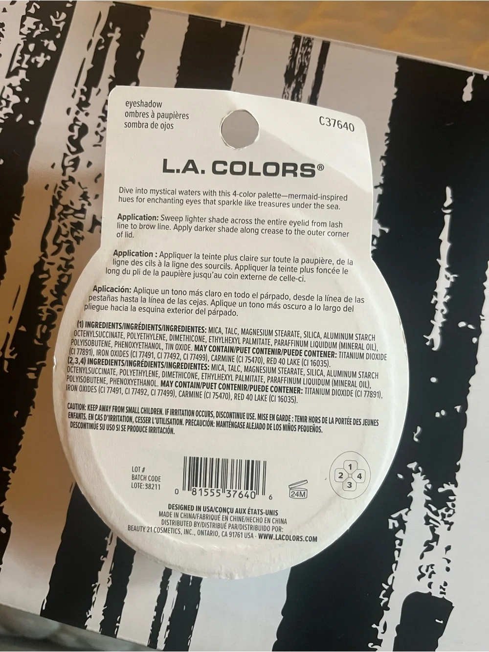 L.A. COLORS Pearlescent White Shell Compact Eyeshadow